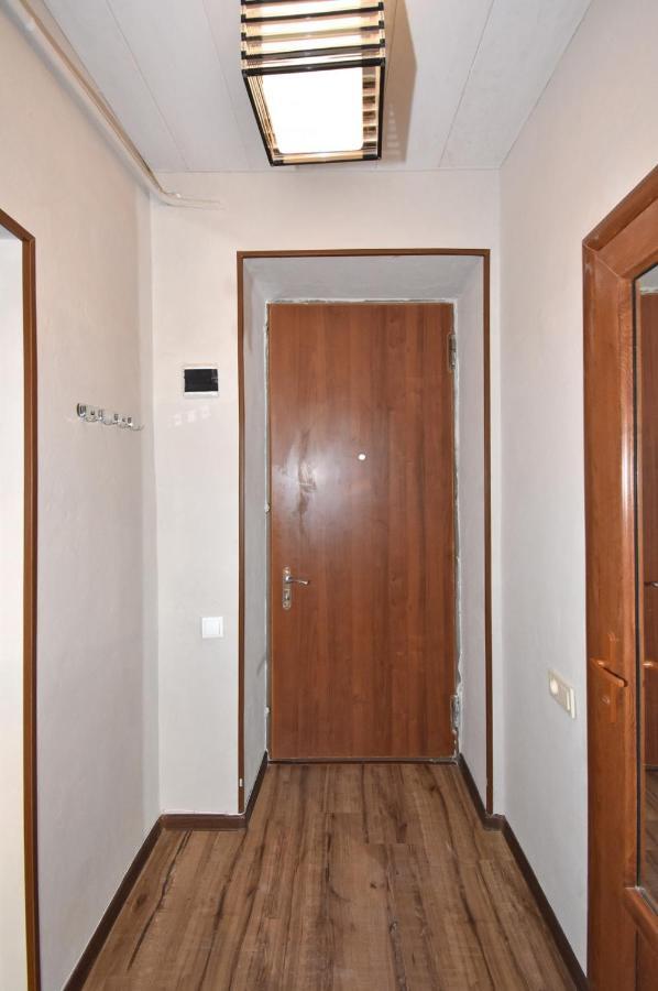Apartment Near Sasundci Davit Metro Station エレバン エクステリア 写真