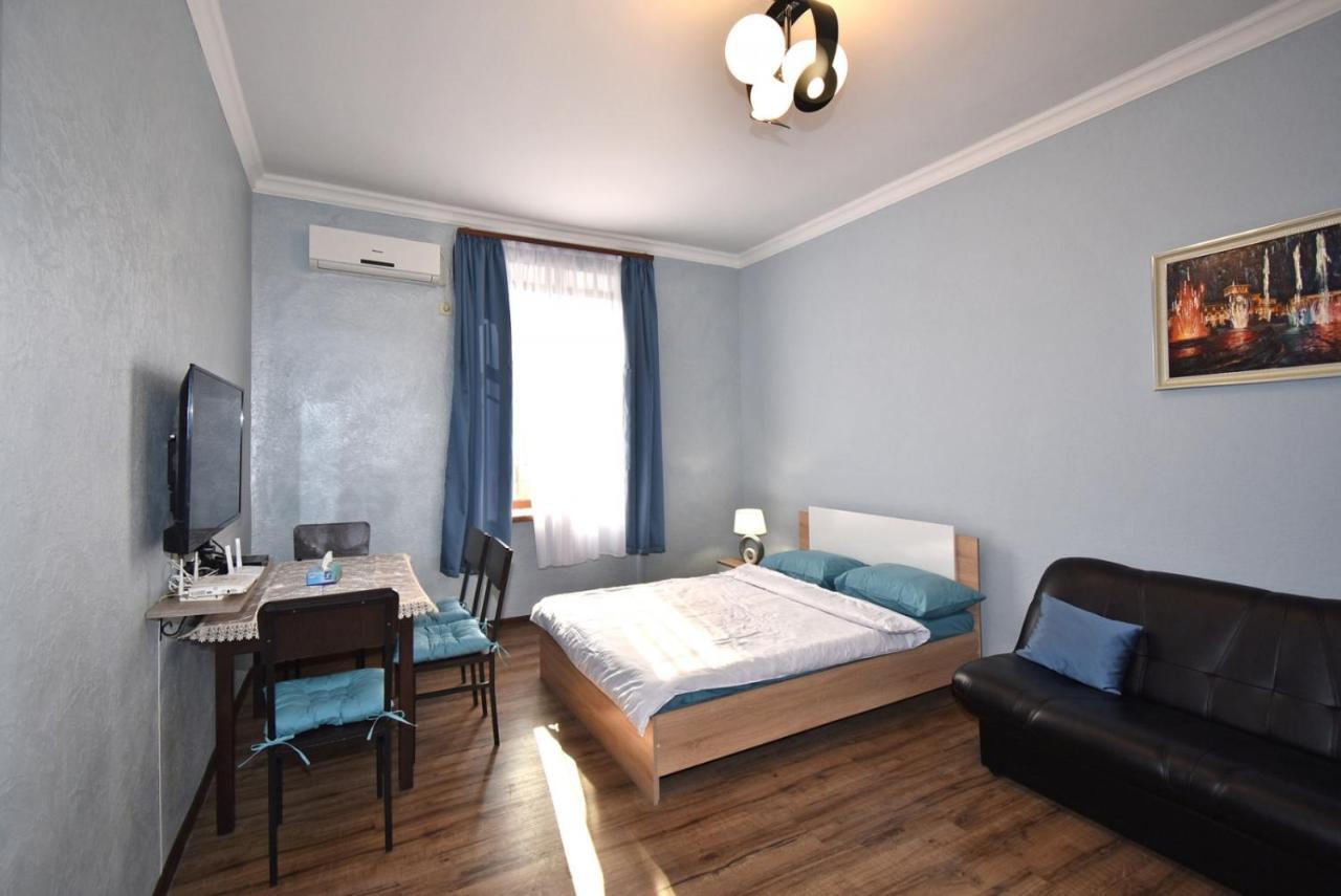 Apartment Near Sasundci Davit Metro Station エレバン エクステリア 写真